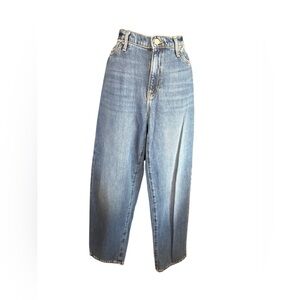 Banana Republic High Rise Barrel fit 
Jeans Womens sz 28 Blue
Denim mid Wash